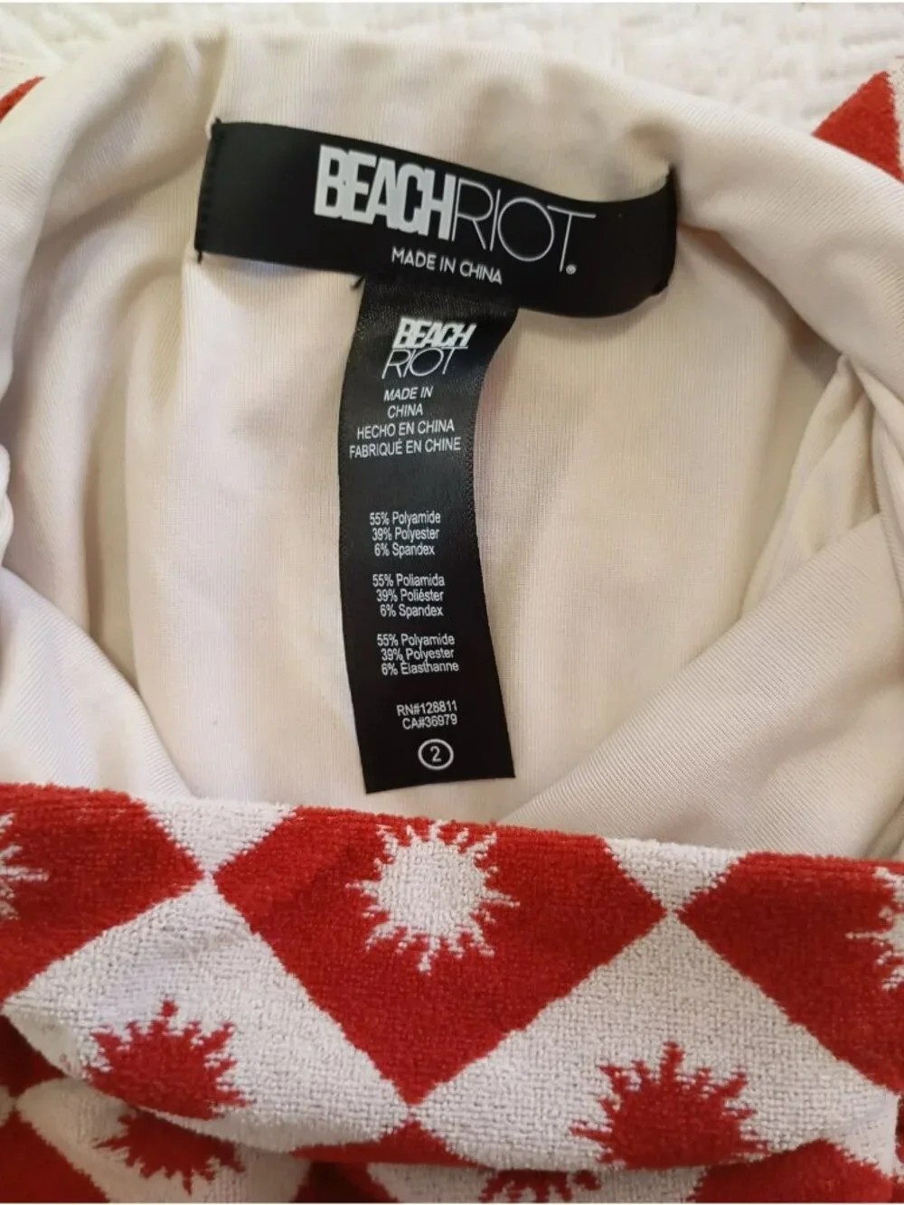 Beach Riot used excellent